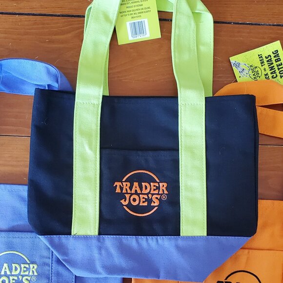 Trader Joe’s Limited Edition Halloween Mini Canvas Tote Bags Set of 3 Brand New - Picture 2 of 6
